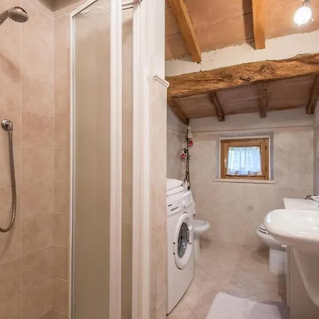 Apartment Gorgeous In With Kitchen Montalcino